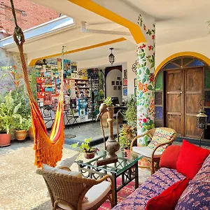 hostal-ruta-sur.cali-hotels.com/
